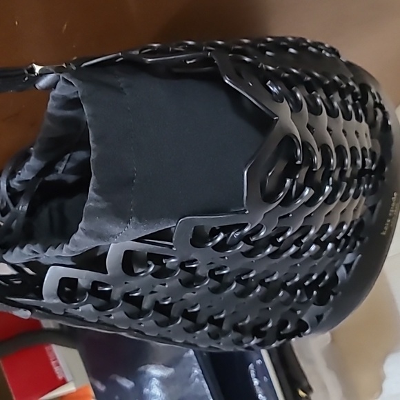 Kate Spade Leather Cut Out Black Shoulder Bag - Picture 11 of 12